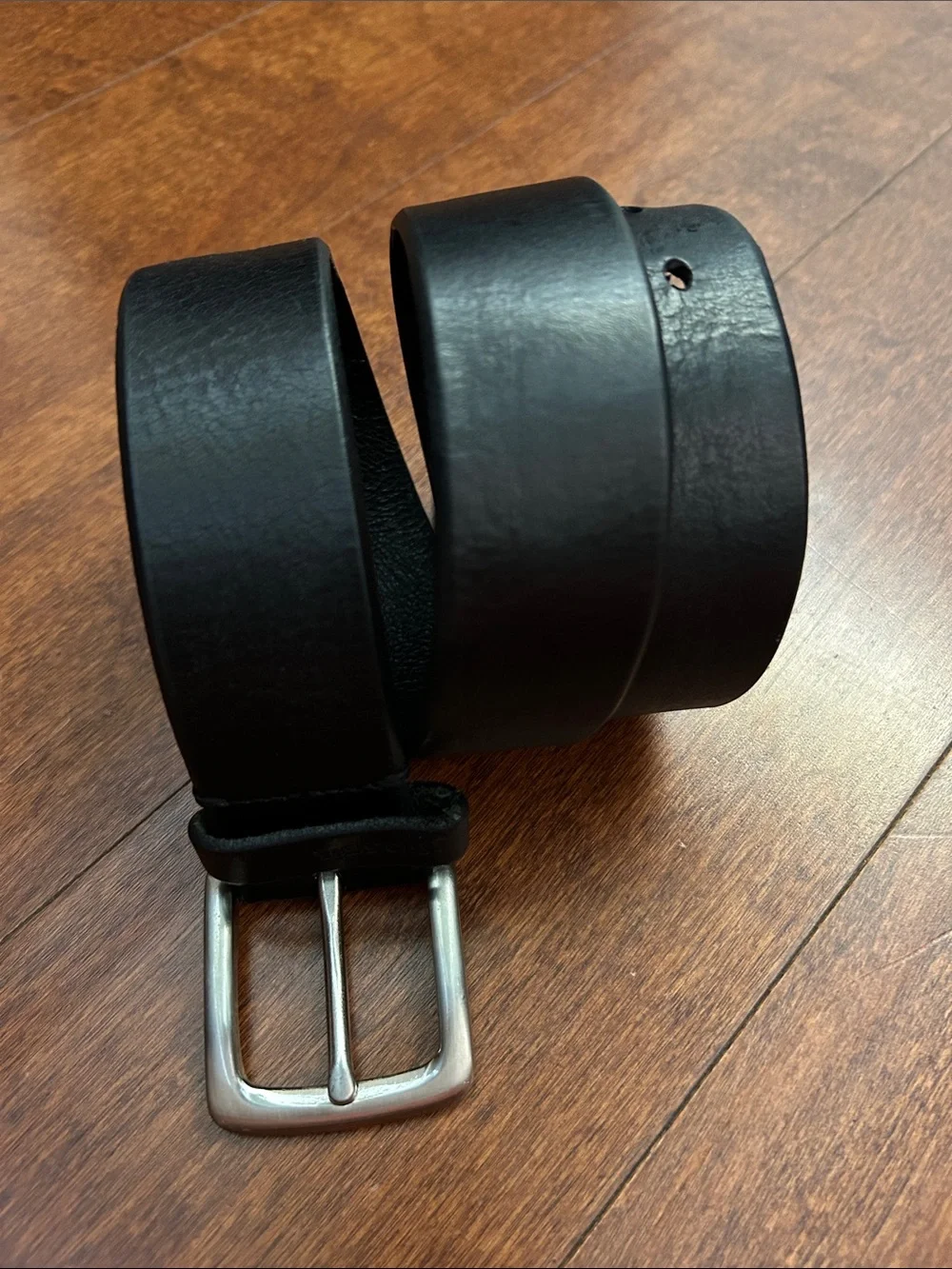 Fossil Men's Black Leather Belt with Silver Buckle, 80/32